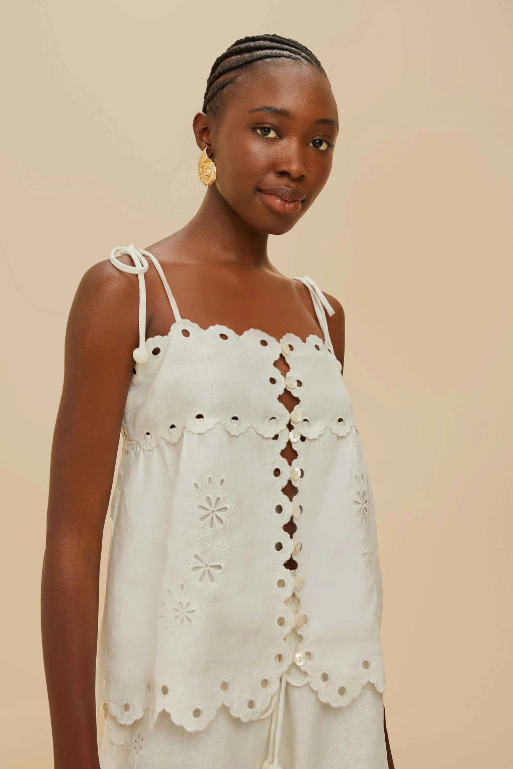 Off White Flowers Richelieu Cami