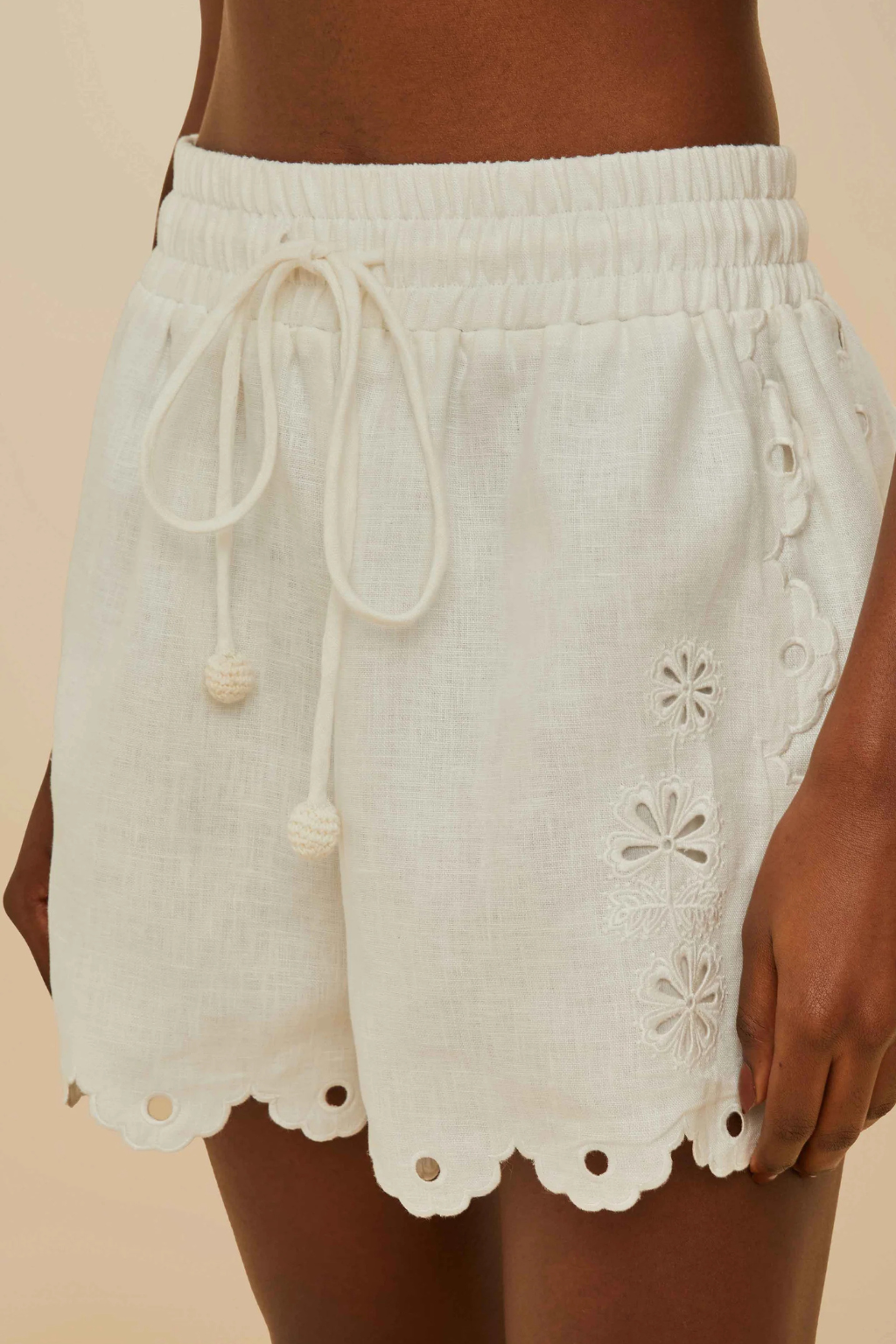 Off White Flowers Richelieu Shorts