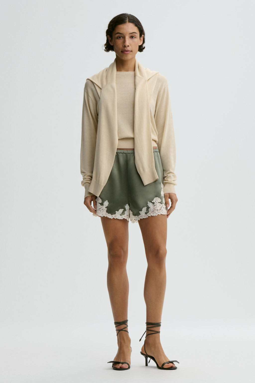 Eri Satin Short