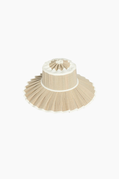 Maxi Capri Hat