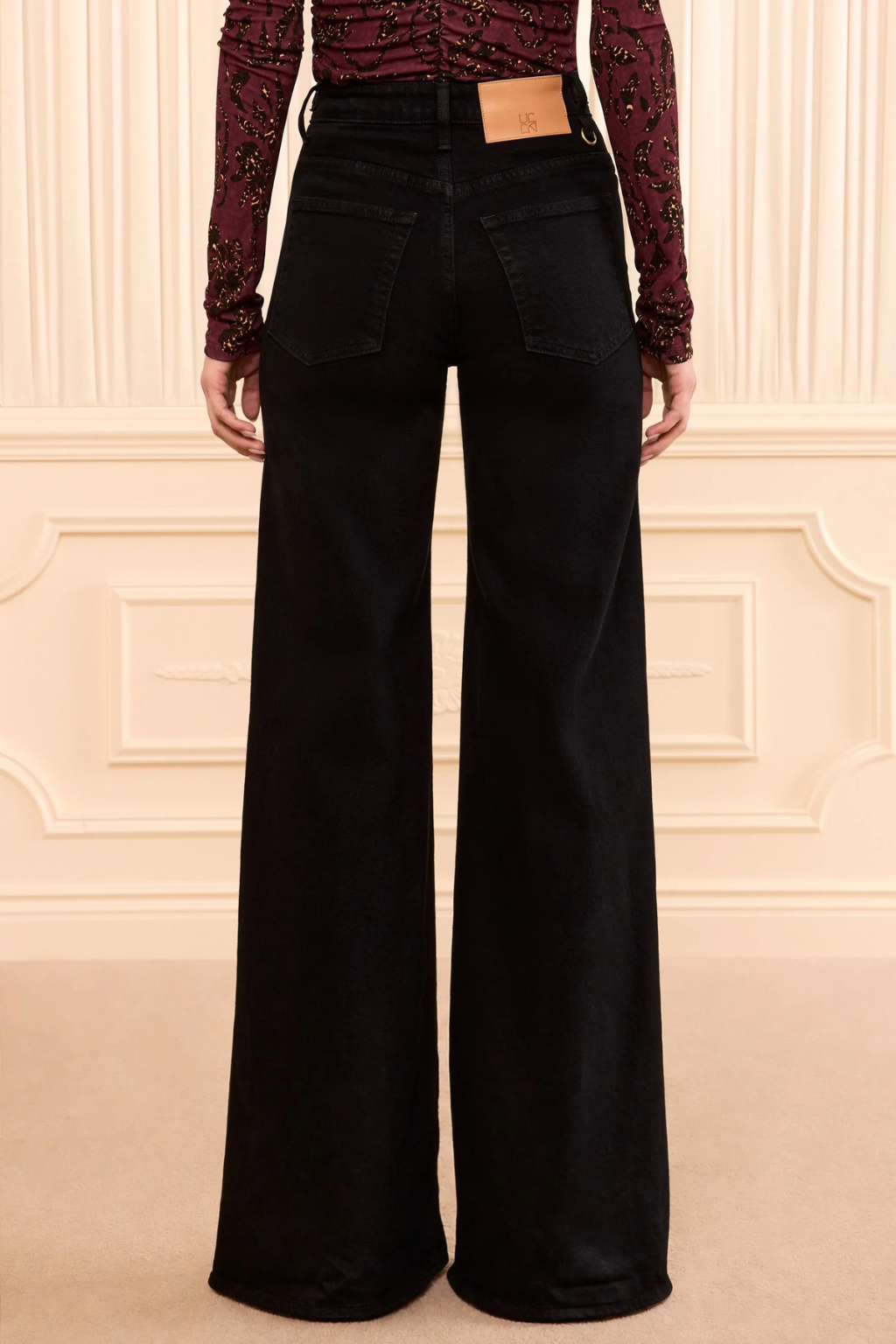 The Valery Stretch Flare Jean