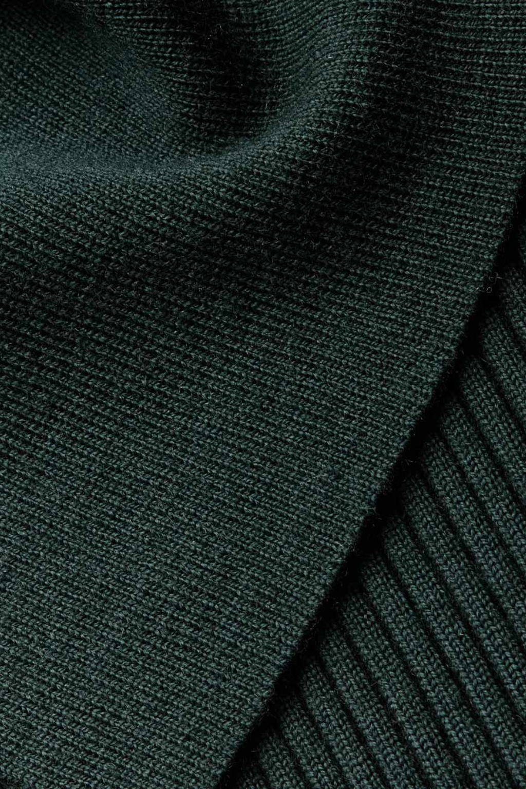 Valiant Merino Scarf Top